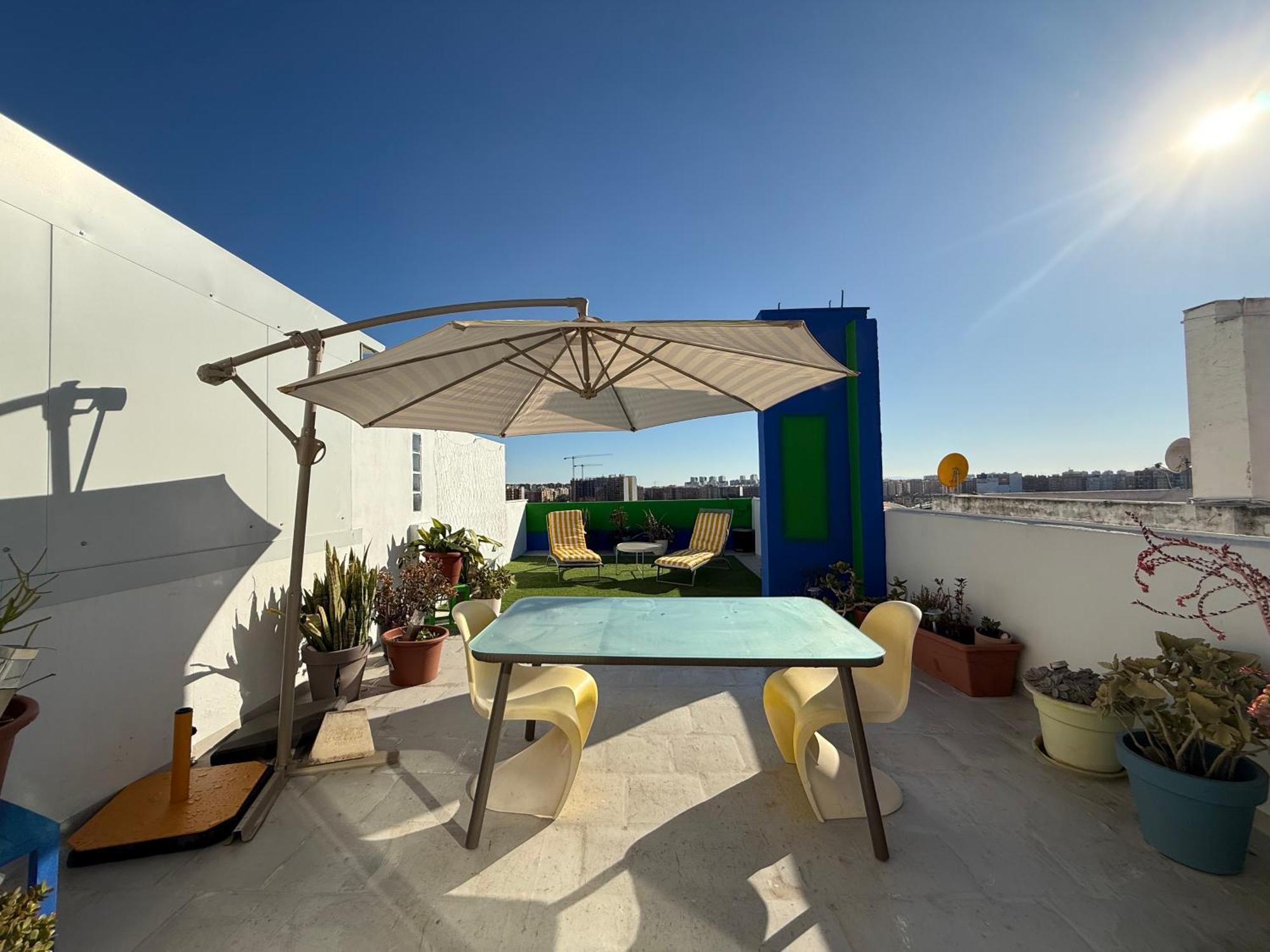 Petite Penthouse With The Sunniest Terrace In Valencia Apartment Exterior photo